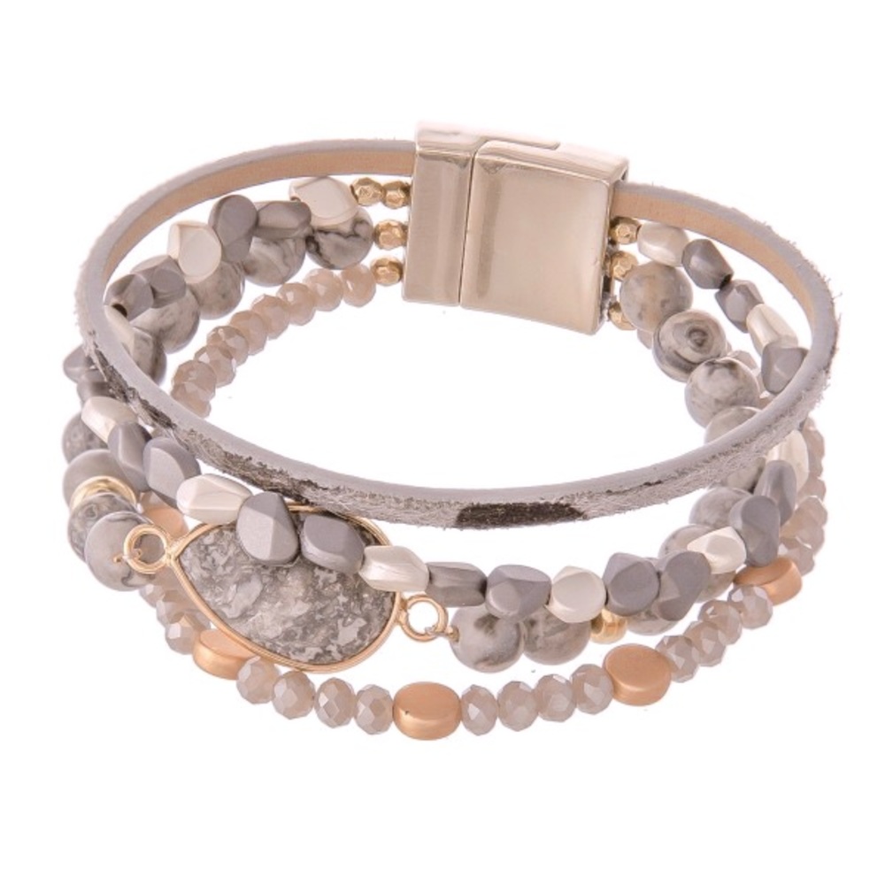 🆕🤍NEW ONE PC LAYERED BRACELET🤍